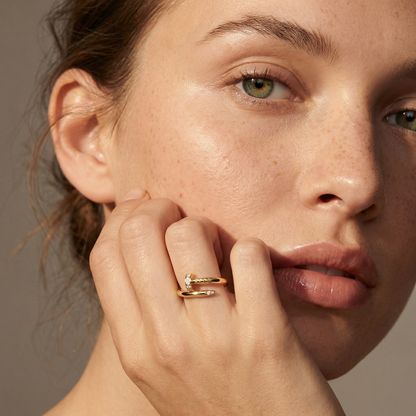 Juste Un Clou Pavé Style Ring