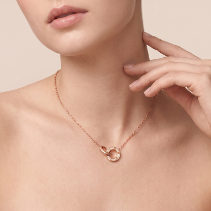 Love Circle Pavé Diamonds Link Necklace