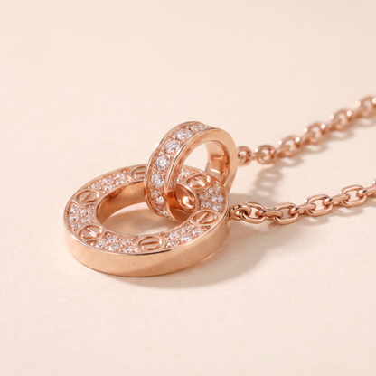 Love Circle Pavé Diamonds Link Necklace