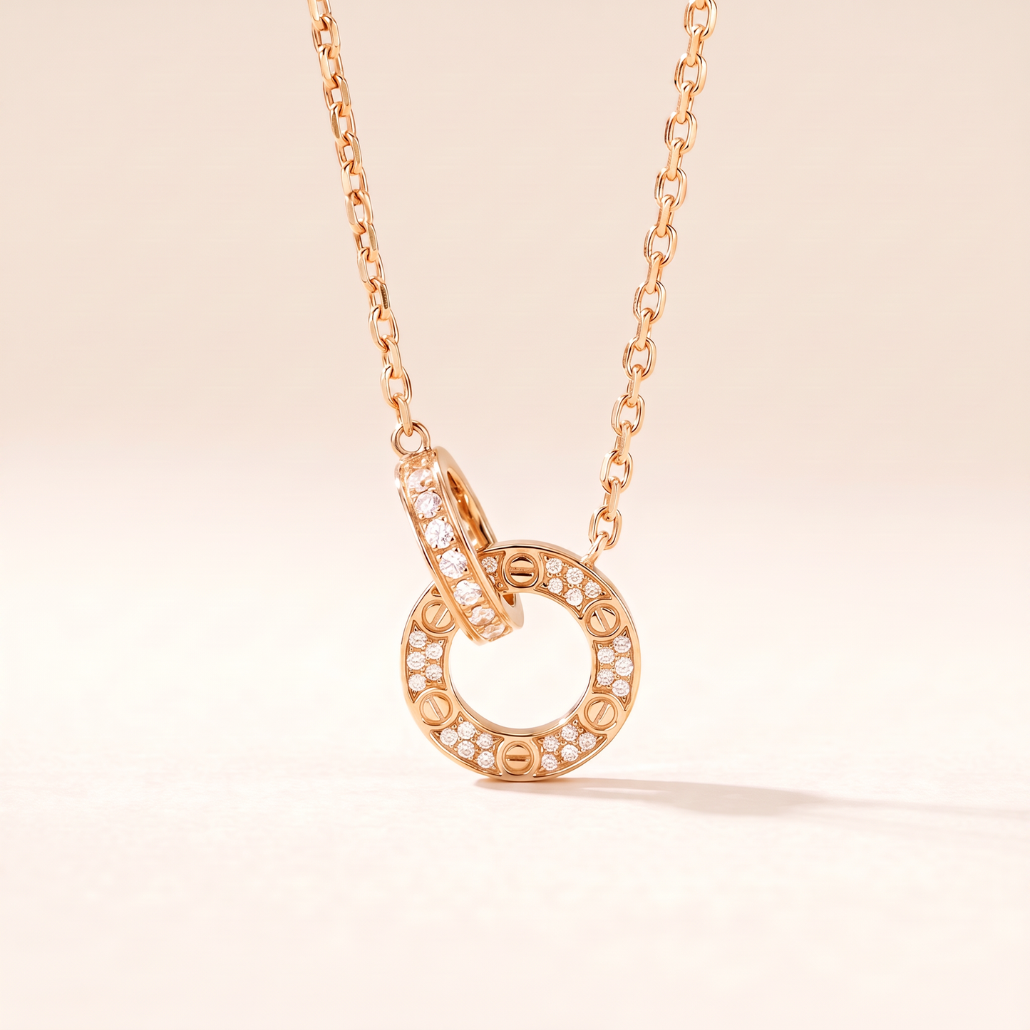 Love Circle Pavé Diamonds Link Necklace