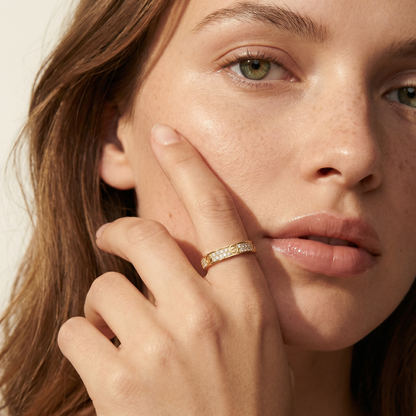 Love Pavé Slim Ring