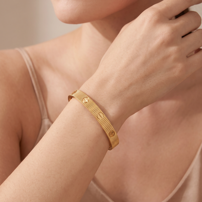 Love Ribbed Screw Accent Bracelet
