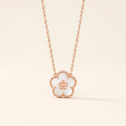 Lucky Flower Motif Necklace
