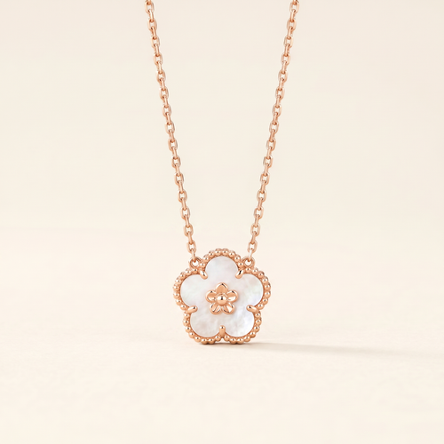Lucky Flower Motif Necklace