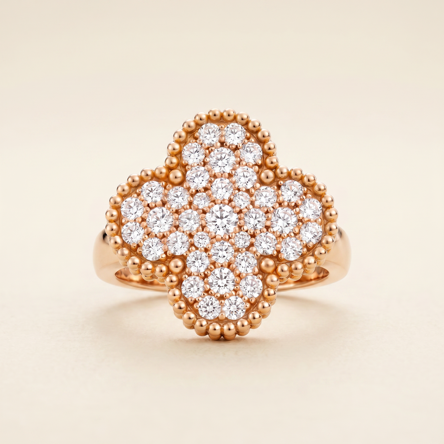Magic Alhambra Pavé Diamonds Clover Ring
