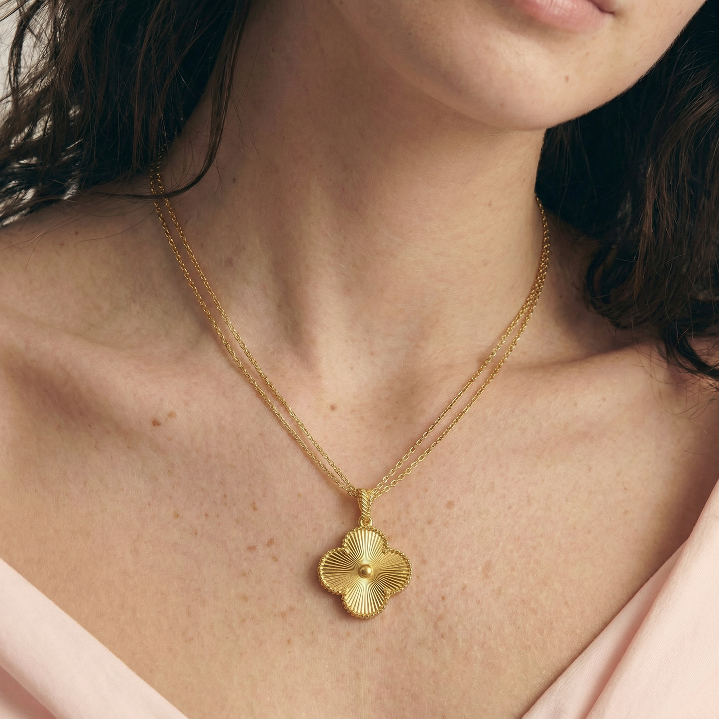 Magic Alhambra Necklace