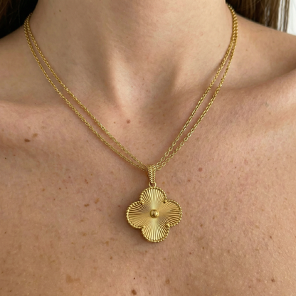 Magic Alhambra Necklace