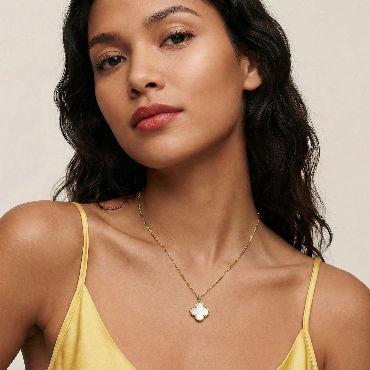 Magic Alhambra One Motif Pearl Necklace