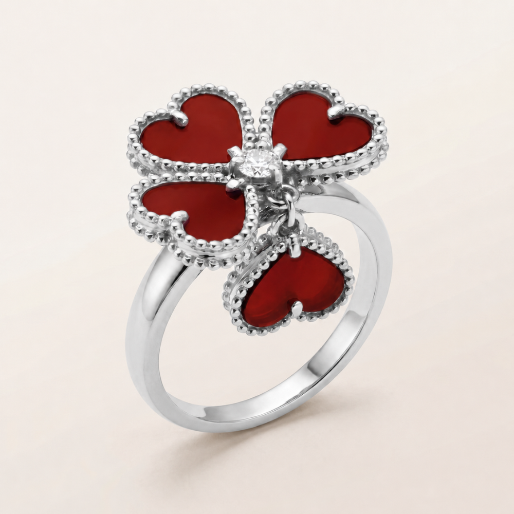 Sweet Alhambra Effeuillage Clover Ring