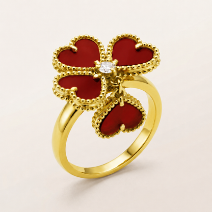 Sweet Alhambra Effeuillage Clover Ring