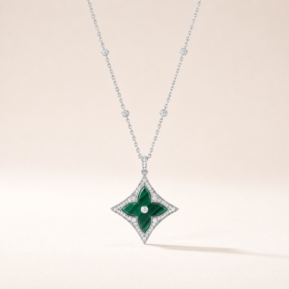 Color Blossom Green Inlay Star Necklace