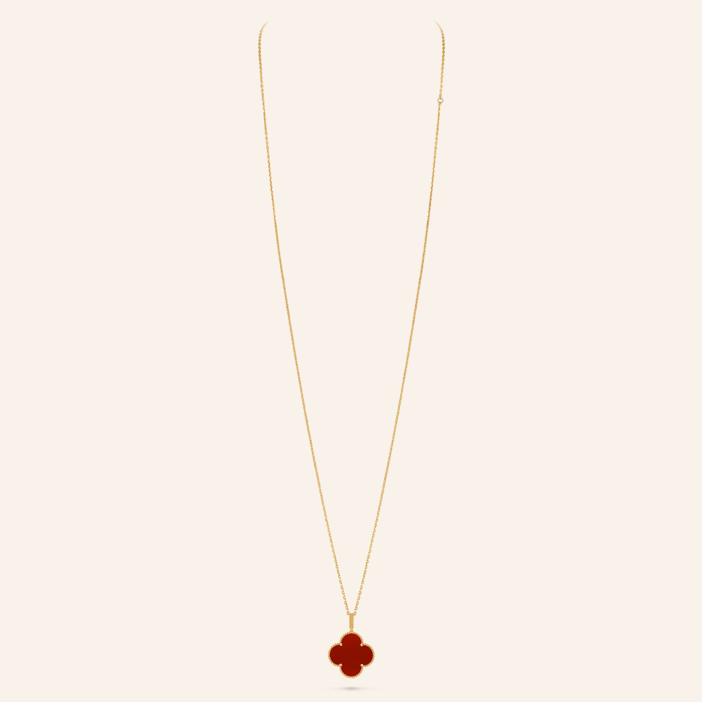 Magic Carnelian Clover Pendant Necklace
