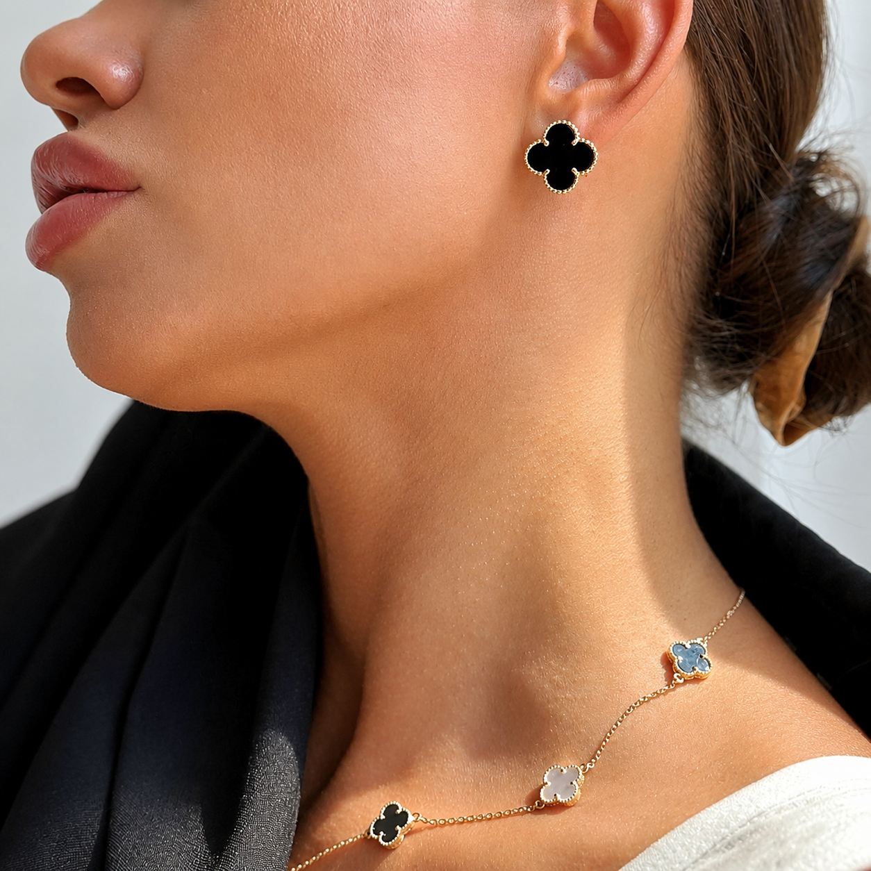 Vintage 1 Motif Black Onyx Earrings