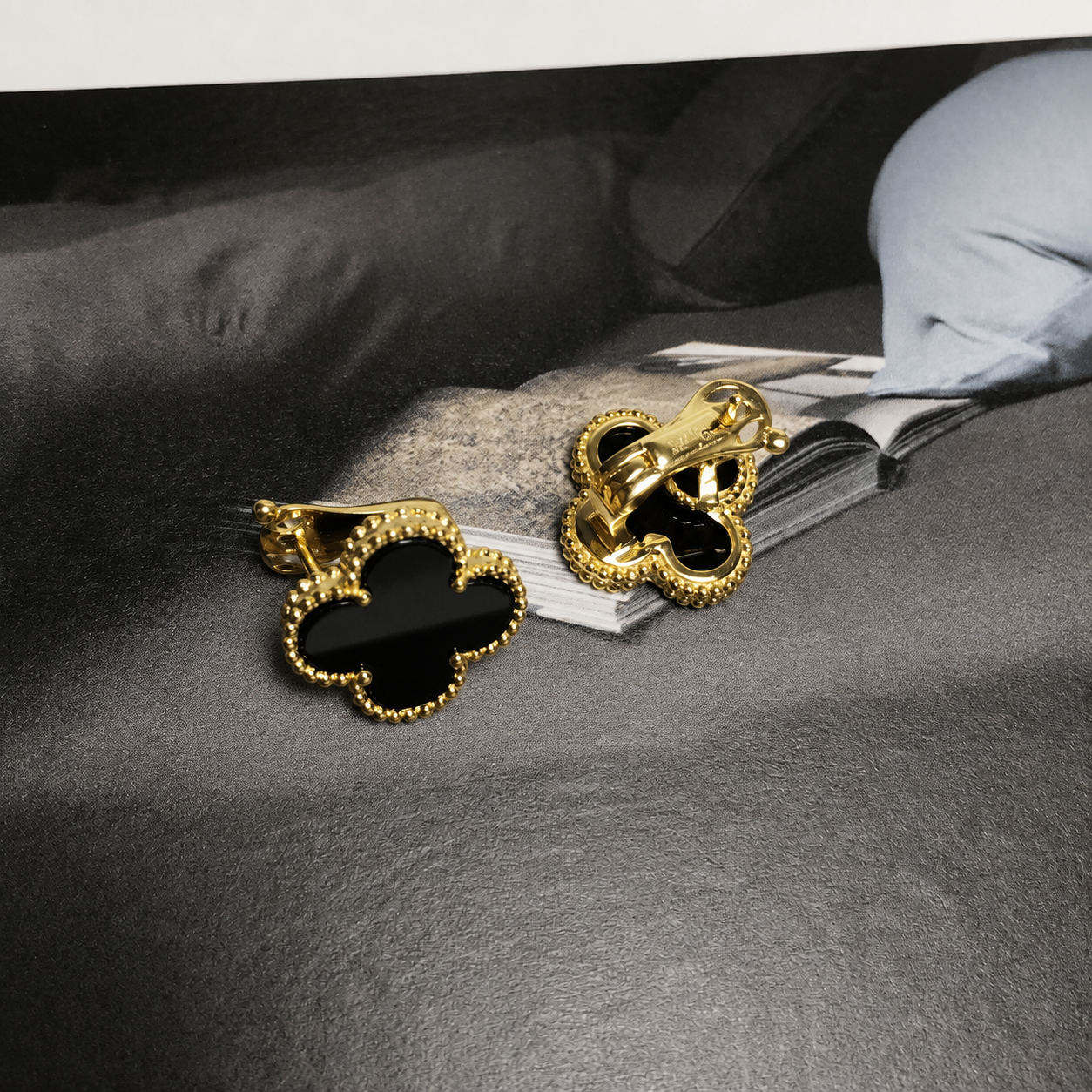Vintage 1 Motif Black Onyx Earrings