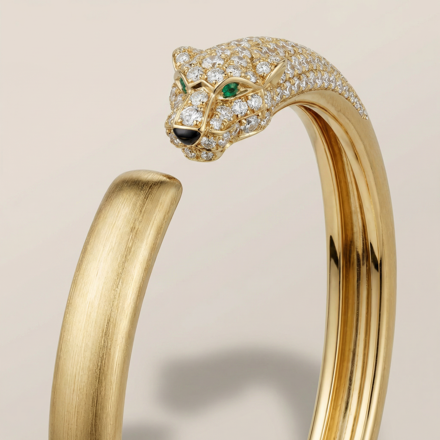 Panthère Pavé Sculptural Bracelet