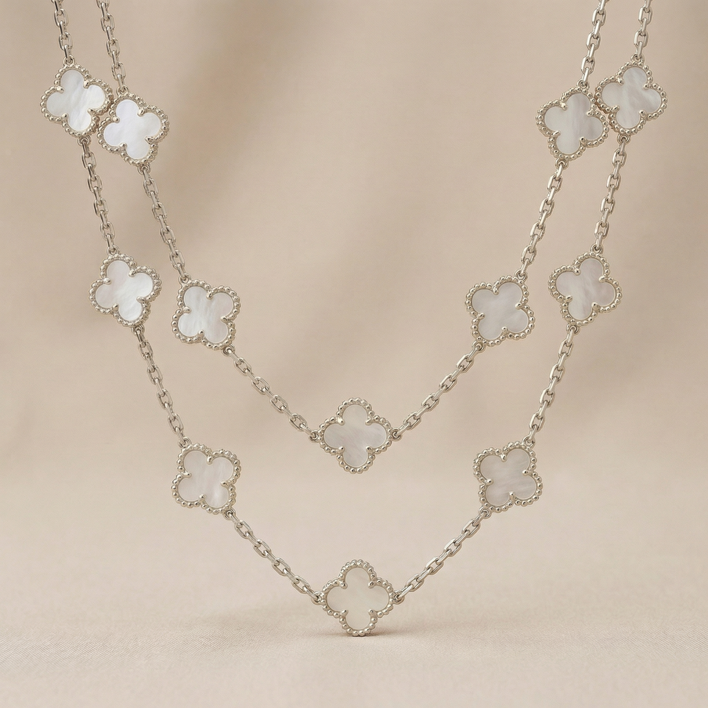 Pearl Vintage Alhambra 20 Motifs Necklace