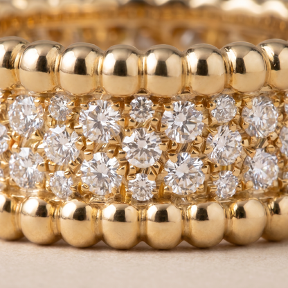 Perlée Row Pavé Diamonds Ring