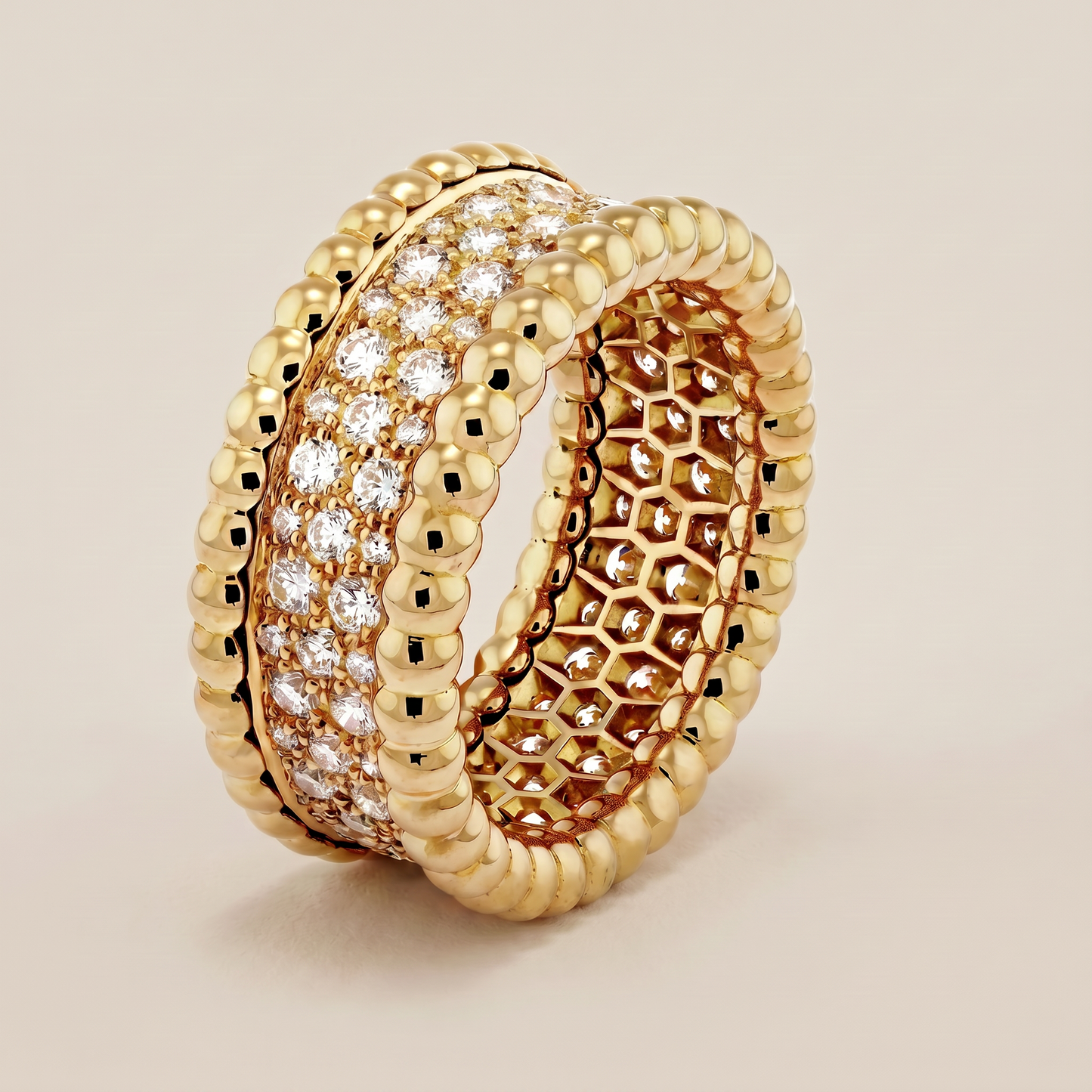 Perlée Row Pavé Diamonds Ring