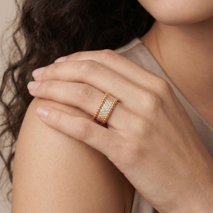 Perlée Row Pavé Diamonds Ring