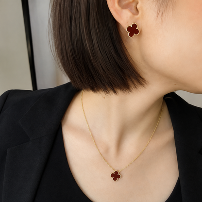 Vintage 1 Motif Red Stone Earrings