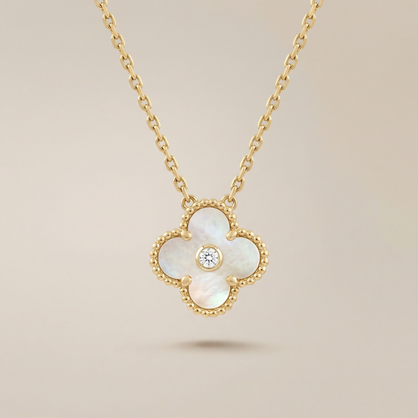 Sweet Alhambra Clover Necklace