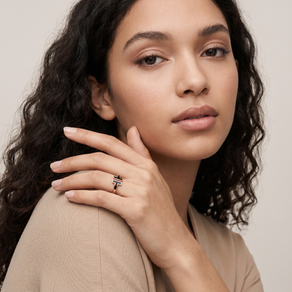 T Black Onyx Wire Ring