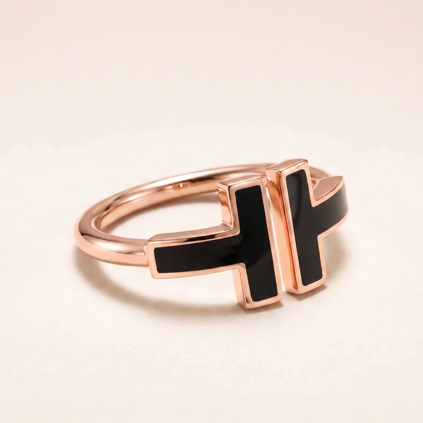 T Black Onyx Wire Ring