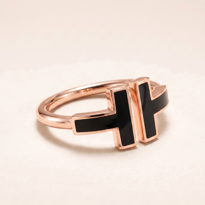 T Black Onyx Wire Ring