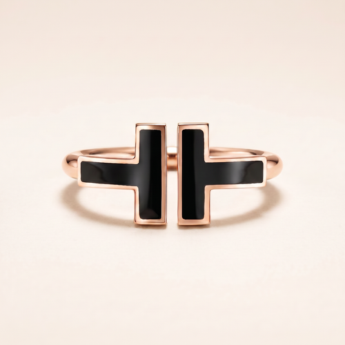 T Black Onyx Wire Ring