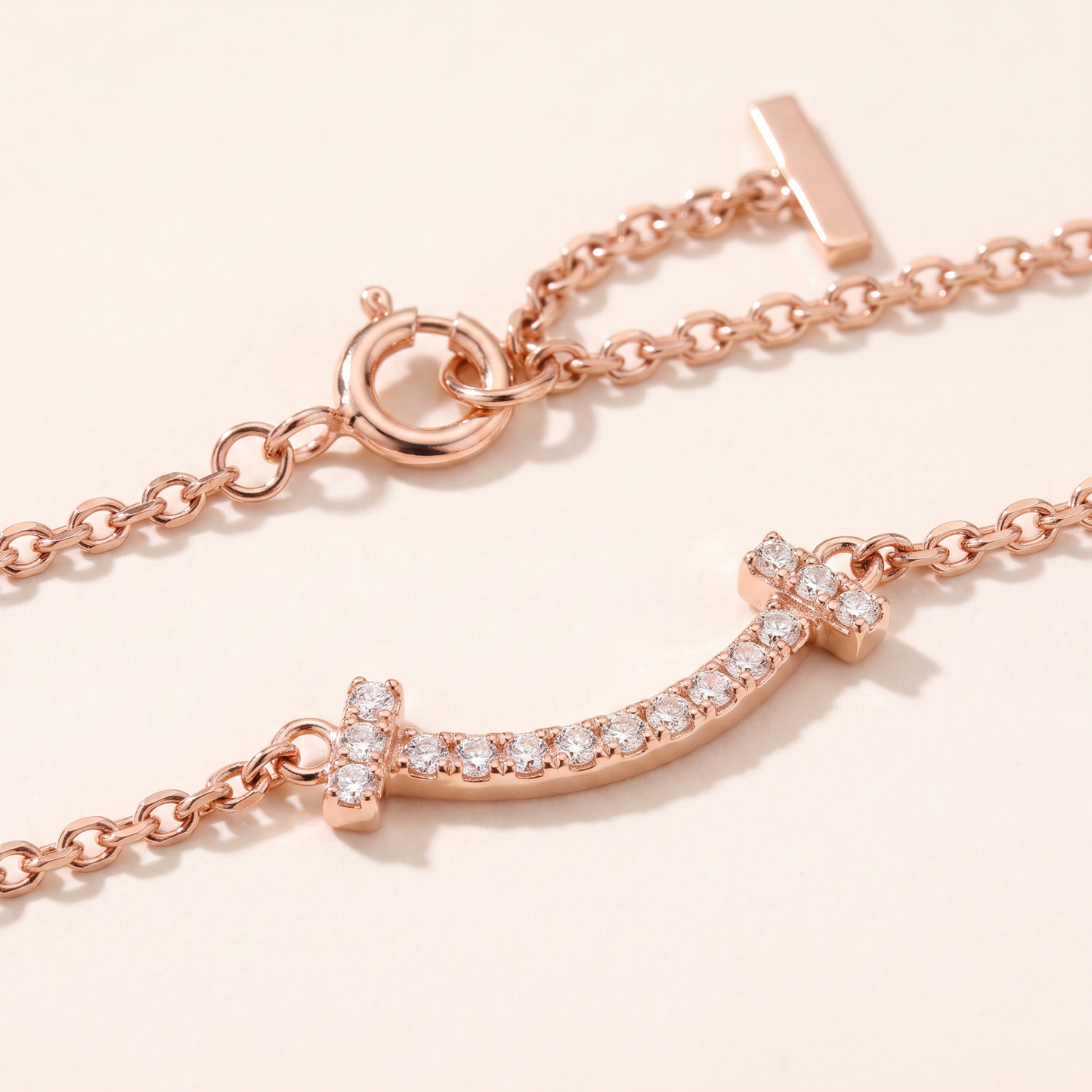 T Smile Pavé Diamonds Chain Bracelet