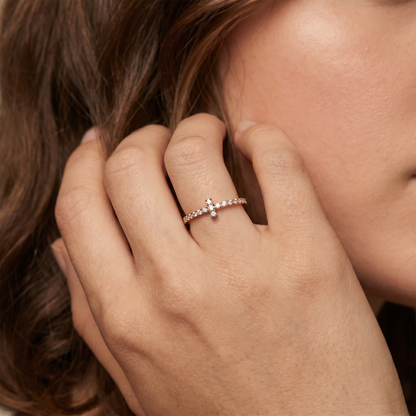T Wire Pavé Diamonds Band Ring
