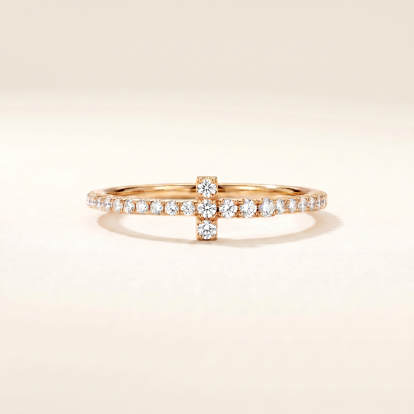 T Wire Pavé Diamonds Band Ring