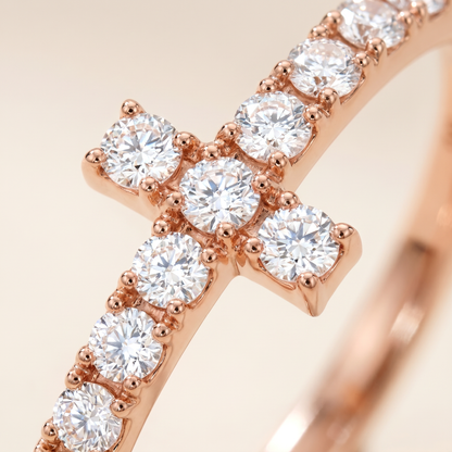 T Wire Pavé Diamonds Band Ring