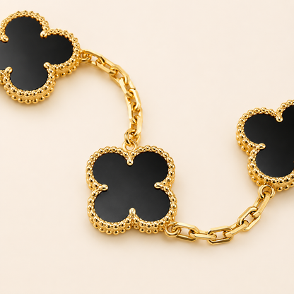 Vintage Five-Motif Black Stone Clover Bracelet