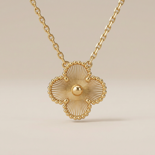 Vintage Alhambra Pendant Clover Necklace